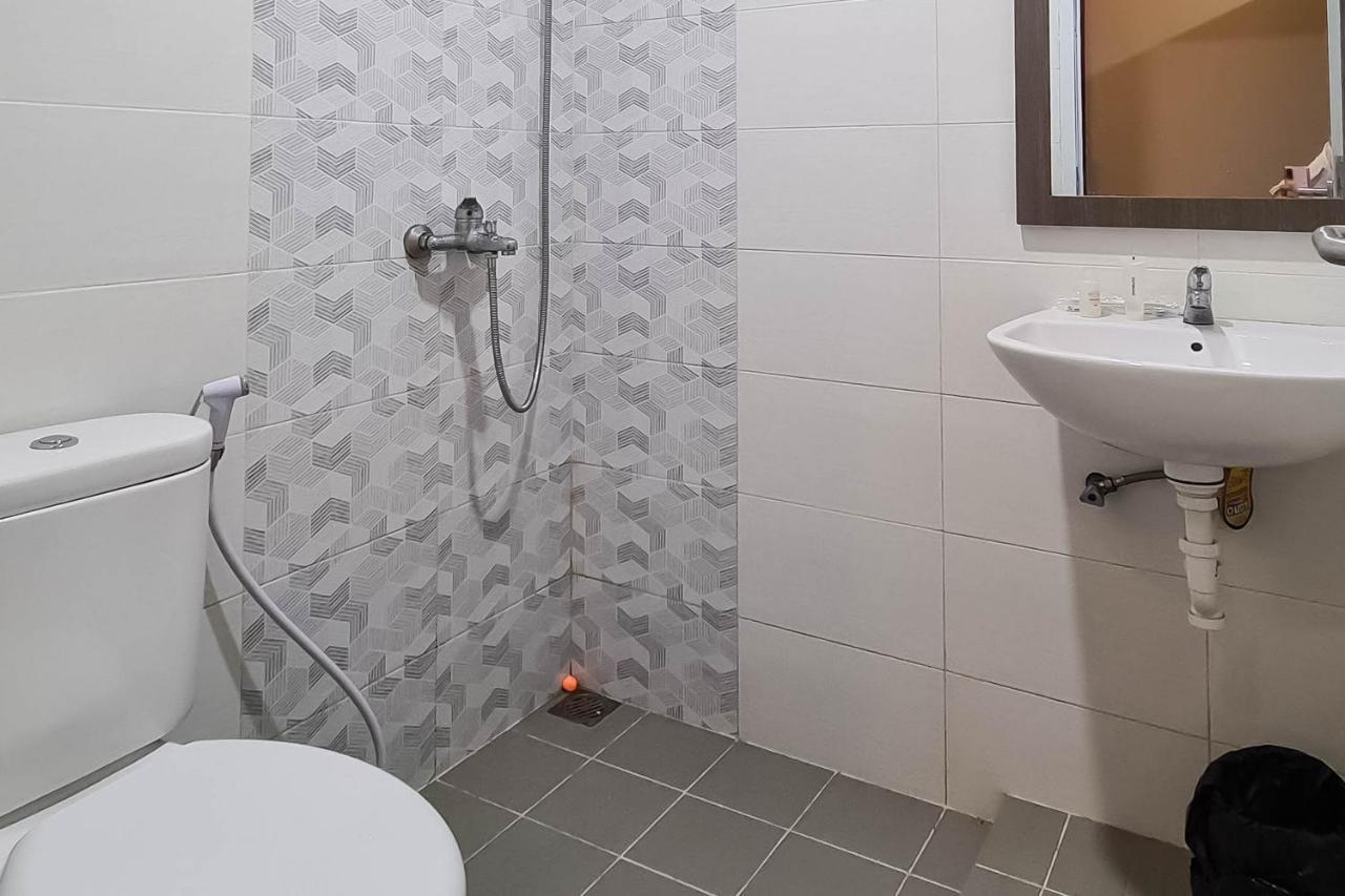Gaia Asri Hotel Pamanukan Hilir Esterno foto