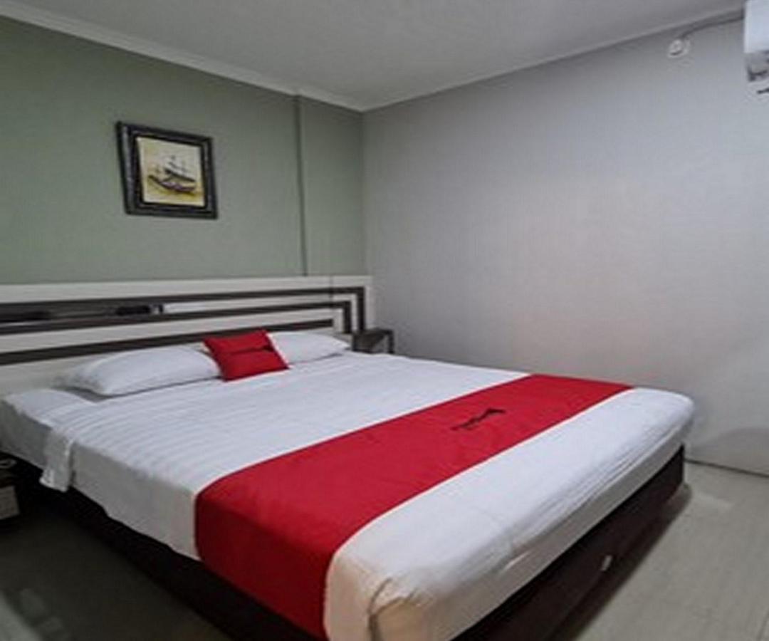 Gaia Asri Hotel Pamanukan Hilir Esterno foto
