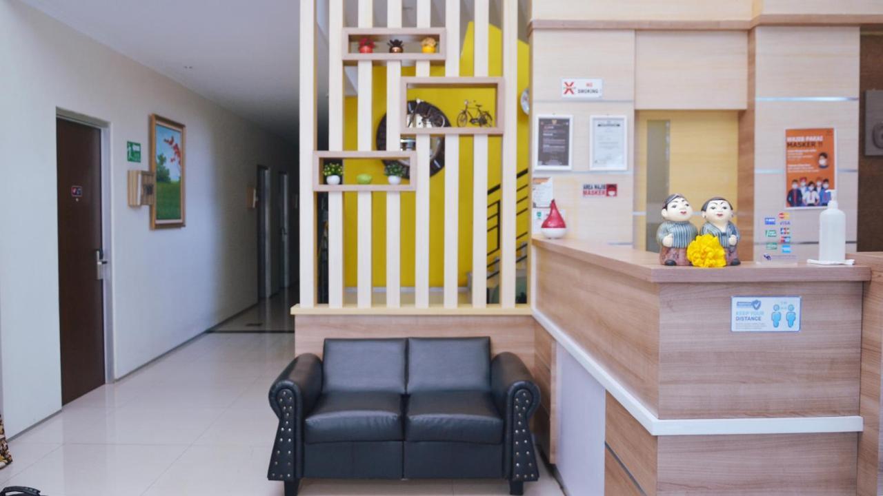 Gaia Asri Hotel Pamanukan Hilir Esterno foto